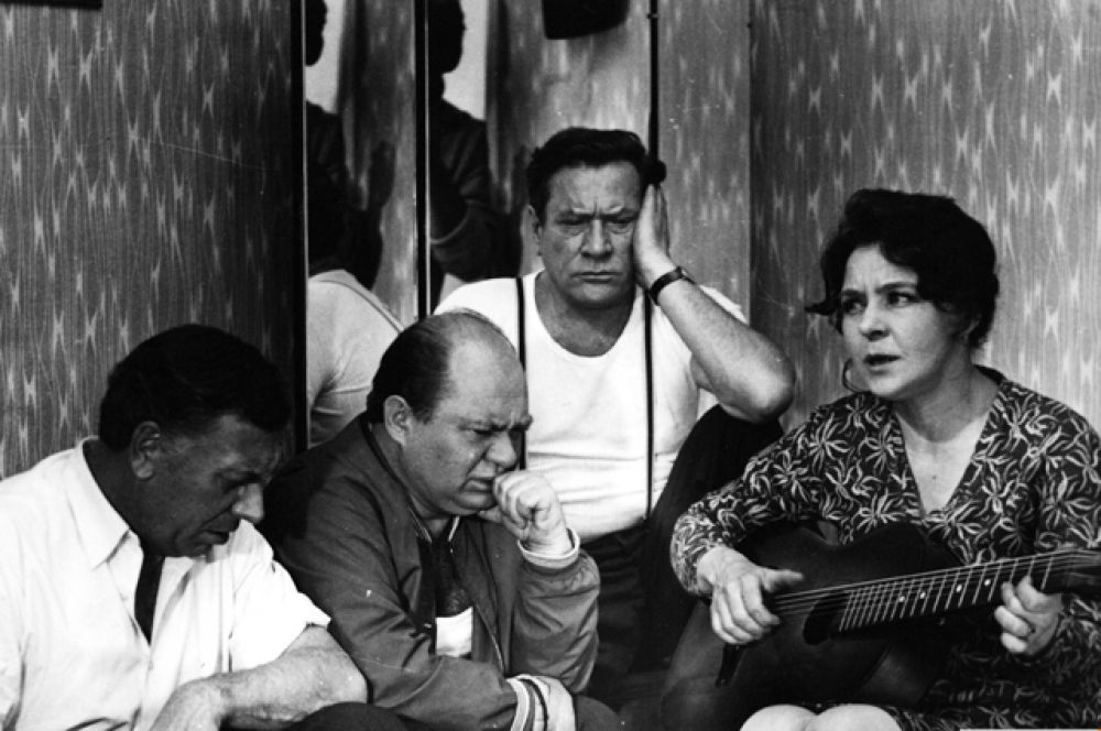 «Белорусский вокзал» (1971).