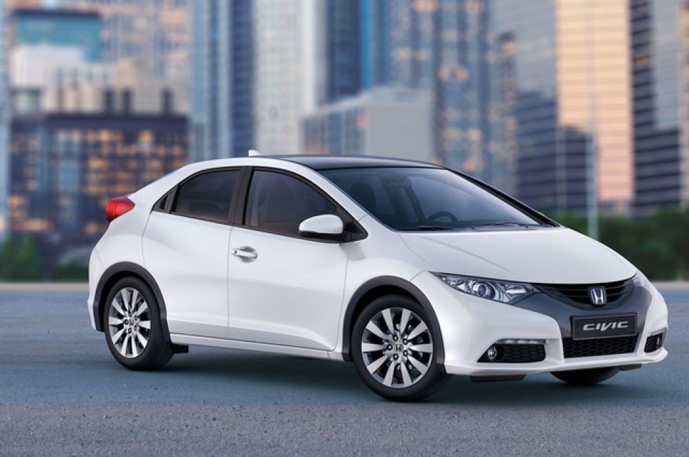 Honda Civic, в России официально не продается, цена варьируется от $18 640 до $26 500.