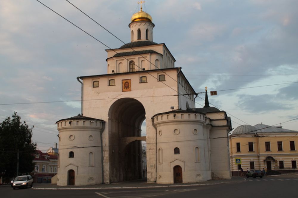 Владимир (Золотые ворота и Успенский собор)