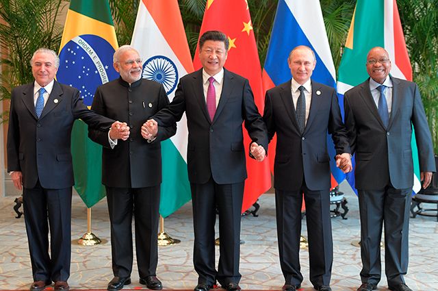 Cтавшая уже традиционной встреча лидеров БРИКС (Бразилия, Россия, Индия, Китай, Южная Африка).