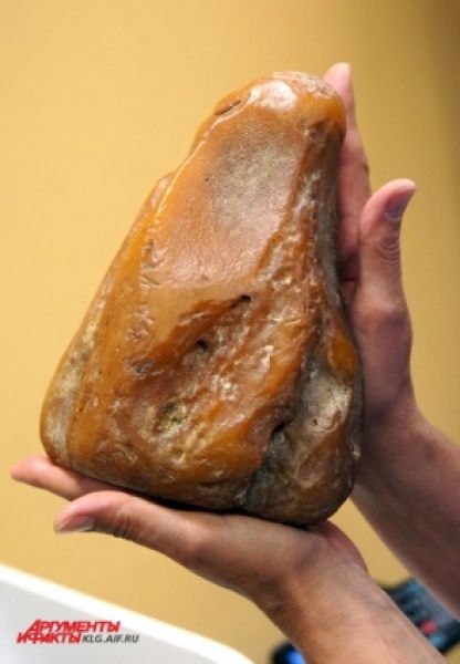 Начальную стоимость самых крупных экземпляров камней, заявляемых на аукцион, представители комбината предварительно оценивают в пределах от 1,2 до 1,5 млн рублей.
