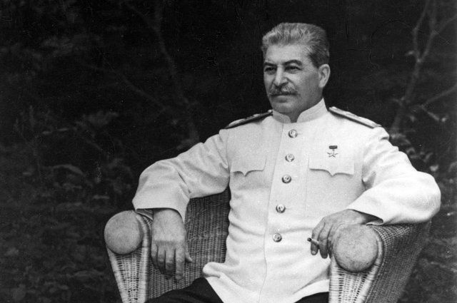Когда Сталин решил связать свою жизнь с Аллилуевой, ей едва исполнилось 16 лет.