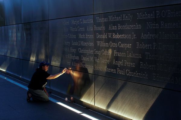 Памятные мероприятия, посвященные трагедии 11 сентября в США.