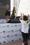 Вот Алиса Панчук внимательно выслушала жюри после своего выступления