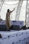 София Роль выглядела на сцене очень по-взрослому