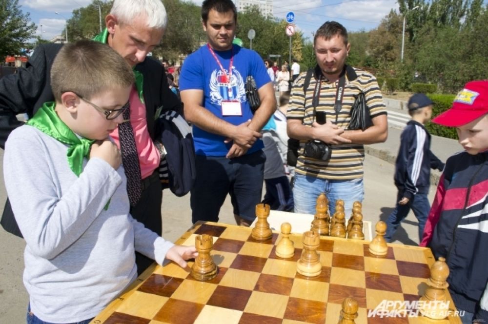 Интеллектуалы сразились в шахматном турнире.