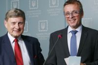 Лешек Бальцерович и Иван Миклош