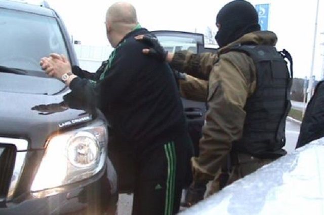 Мужчину задержали возле аэропорта Толмачево