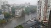 Эту улицу можно назвать уже настоящим водным каналом