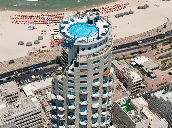 Отель в Израиле под названием Isrotel. Выглядит очень нетипично и необычно