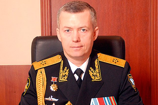 Укажите фамилию вице адмирала командовавшего русским флотом в походе обозначенном на схеме цифрой 1