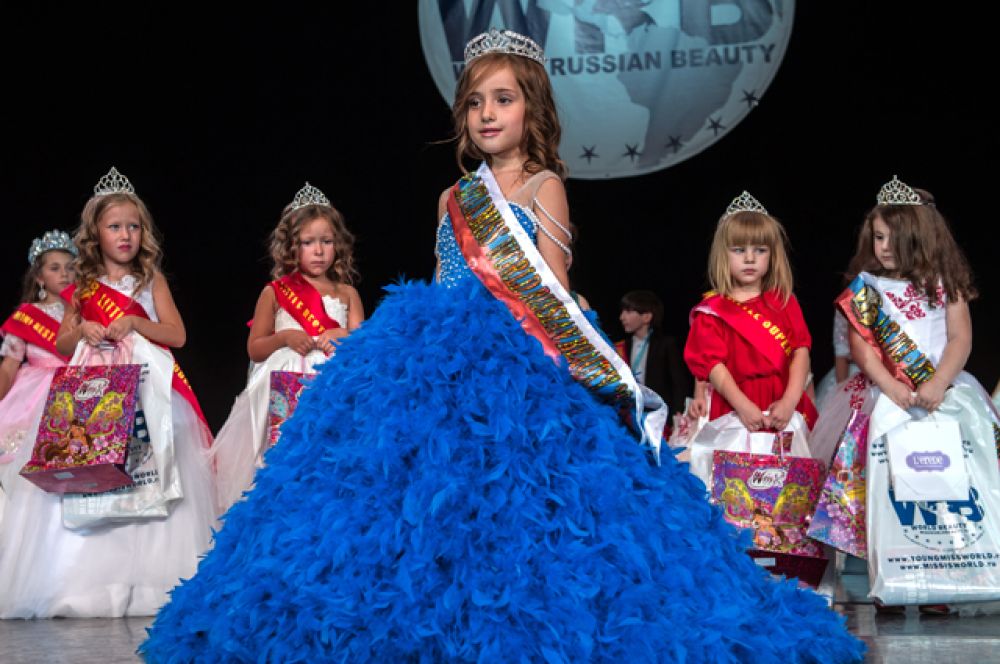 Победительница Всероссийского конкурса красоты Miss World Russian Beauty среди детей Доминика Козьмова.