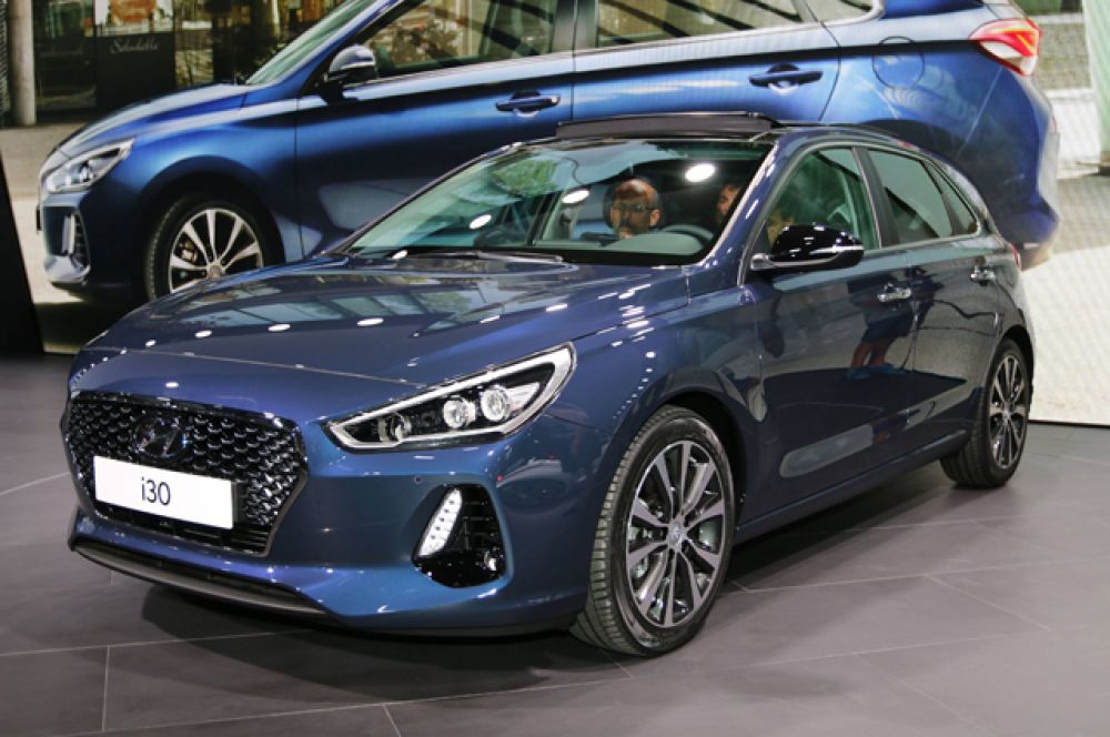 Hyundai показал хэтчбек i30.