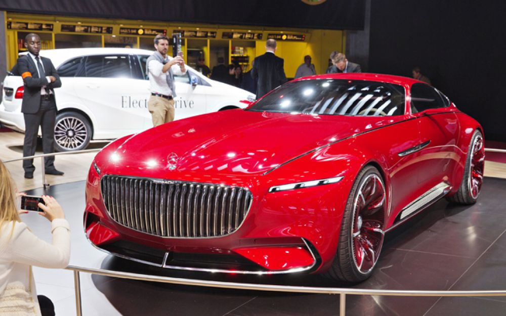 Самым роскошным купе этого автошоу признан концептуальный Mercedes-Maybach длиной почти 6 м. Под капотом установлен 738-сильный бензиновый агрегат.