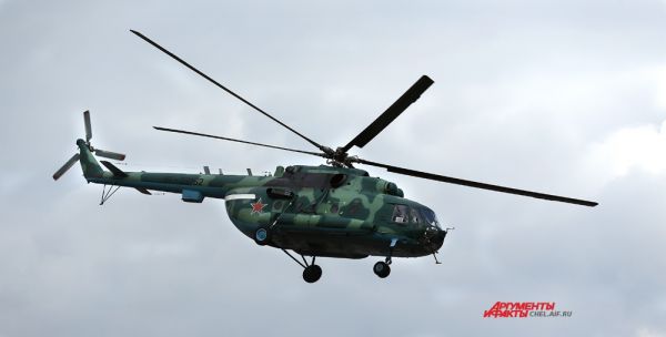 Вертолёт с бойцами ФСБ на подлёте к цели