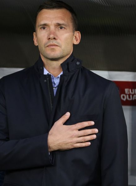 Главный тренер сборной Украины Андрей Шевченко одержал первую победу в своей тренерской карьере 