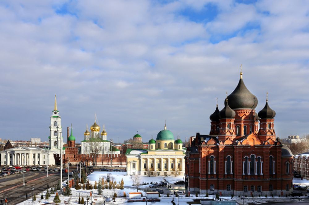 и Туле.