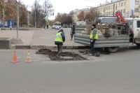 Ремонт проспекта Ленина закончится лишь в следующем году.