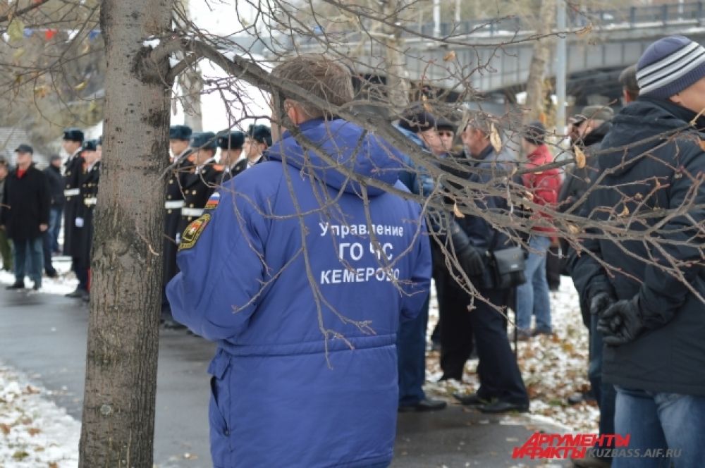 12 тысяч человек в этом году имею право на отсрочку по образованию и ещё 2 тысячи – по другим причинам.
