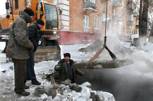 Прорывы на водоводе не позволили вовремя подключить котельную в Саткинском районе.