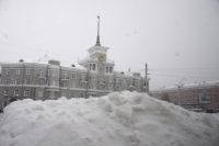 Прошлой зимой в Барнауле было мало снега, зато нынешней осенью его с избытком.