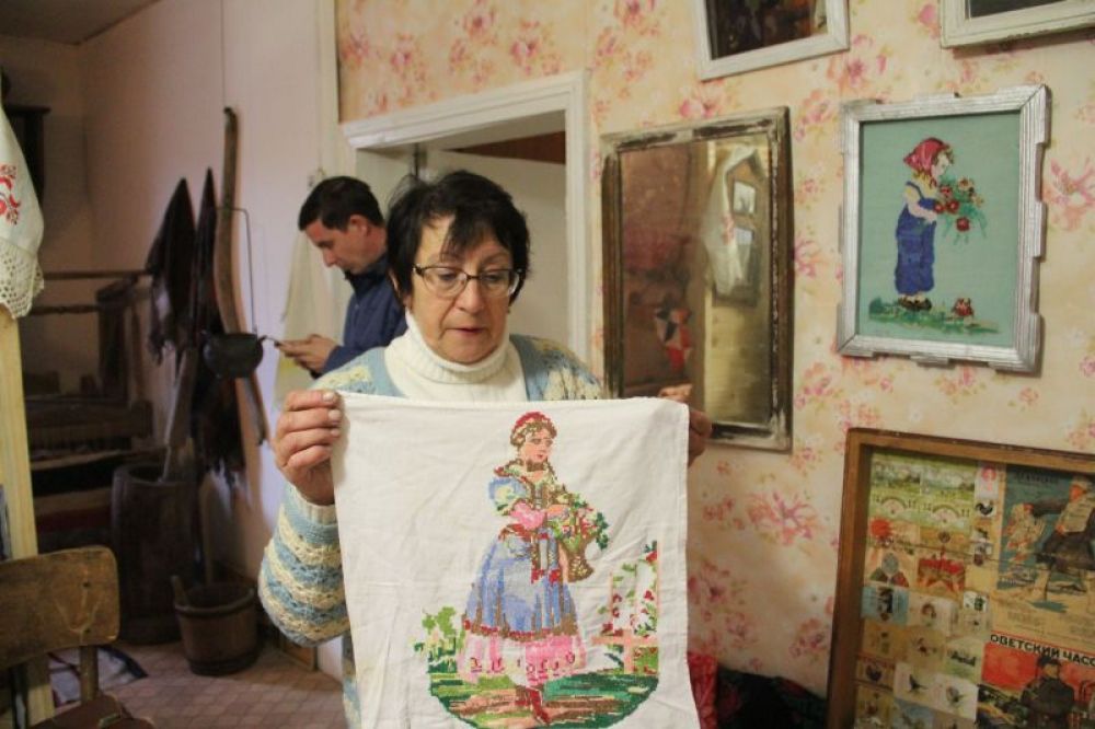 Русские крестьянки вышивали по европейским образцам.