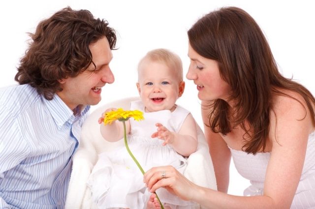 Ребёнку легче всего адаптироваться к новому члену семьи в раннем возрасте.