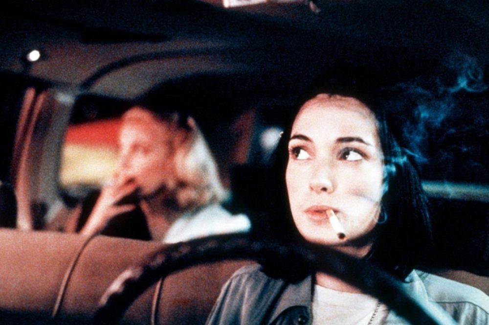 В эпизоде картины «Ночь на Земле» (1991) независимого режиссёра Джима Джармуша Вайнона появилась в роли водителя такси, мечтающего стать механиком.