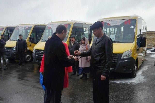 До конца ноября в школы региона поступят еще 30 автобусов на базе ПАЗ.