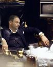 Мастера фоторедакторов вставили лицо Дмитрия вместо лица главного героя фильма «Лицо со шрамом». Брат Добкина, Михаил, наверное сказал бы, что на столе рассыпана мука так, как Дмитрий иногда любит готовить