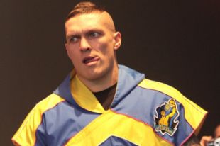 Александр Усик