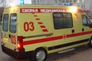 Скорая госпитализировала девочку
