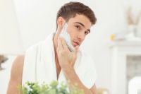 Польза и вред бритья лица