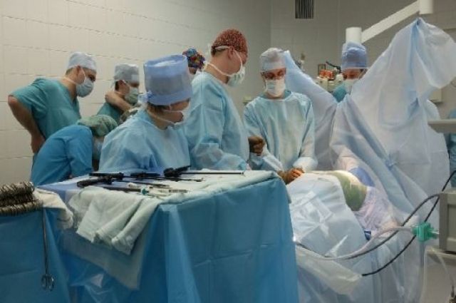 Впервые в Кузбассе проведена торакоскопическая операция аблации фибрилляции предсердий.