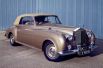 Один из первых автомобилей Трампа — Rolls-Royce Silver Cloud 1956 года выпуска.