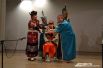 На «Сибирской чайхане» ансамбль показывал номер, в основе которого лежал свадебный обряд разных народов Сибири.