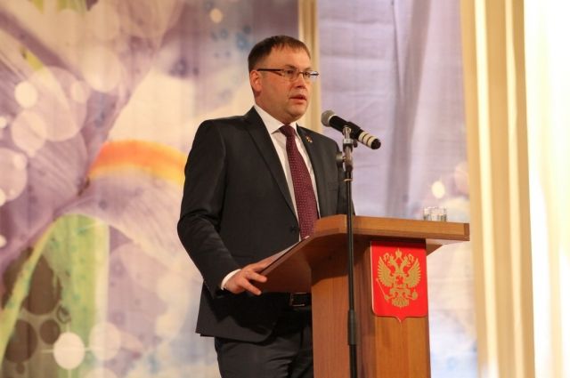 Глава города Илья Середюк поздравил кемеровчан с Днем Матери.