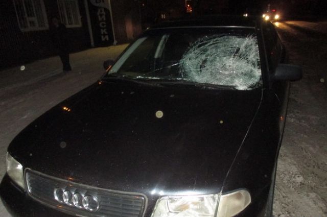 В Кувандыке автомобиль «Audi» сбил 39-летнего мужчину