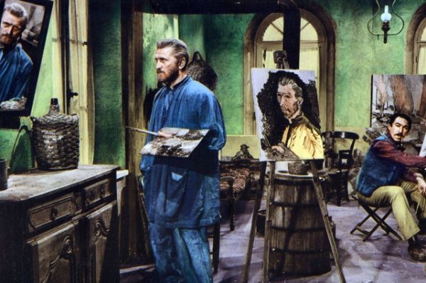 В фильме «Жажда жизни» (1956), Дуглас, используя свое внешнее сходство, воплотил на экране образ Винсента Ван-Гога. Для большей достоверности актер брал уроки живописи.