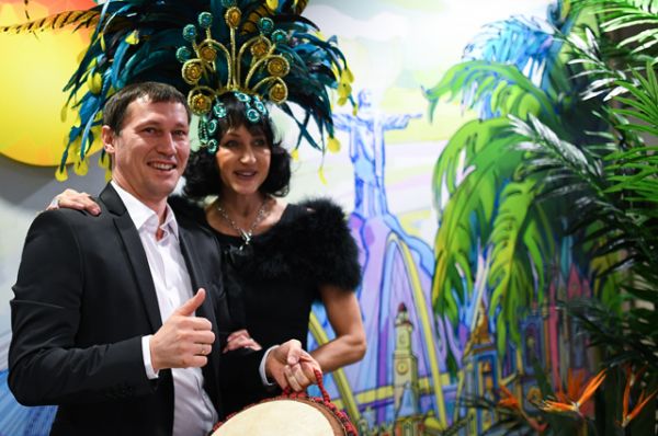 Прославленный боксер Олег Саитов поддержал инициативу Светланы Разворотневой о б