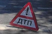 Мужчина попал под колеса грузовика