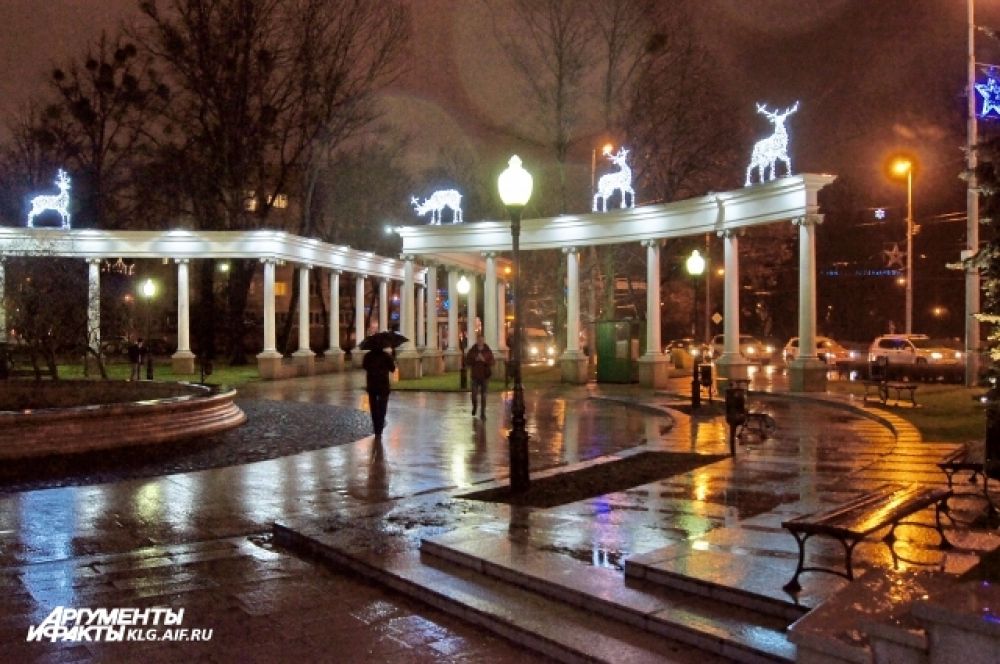Остановка на улице Театральной преобразилась.