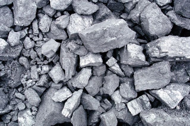 Работникам 4 кузбасских угольных компаний поднимут зарплату.