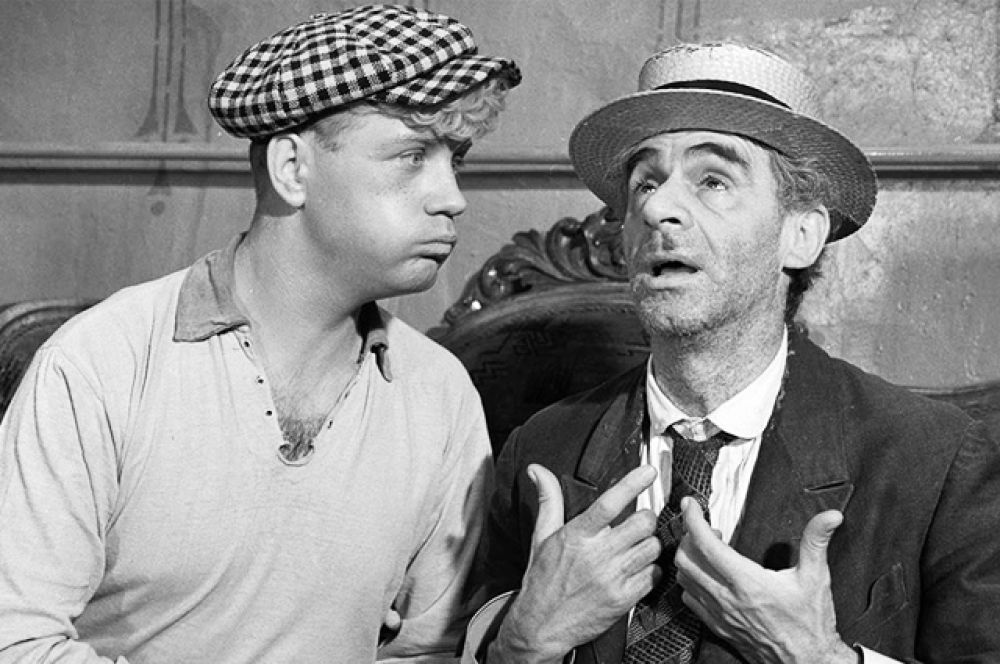 Фильм Михаила Швейцера «Золотой телёнок» (1968), рассказывающий о приключениях «великого комбинатора» Остапа Бендера. Рейтинг IMDb: 8.50