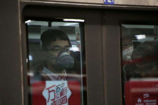 Кроме того, сокращается квота на проезд по Пекину для частных автомобилей.