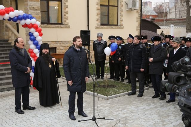 Глава Дагестана собрался в отставку. Он уже четвертый за неделю