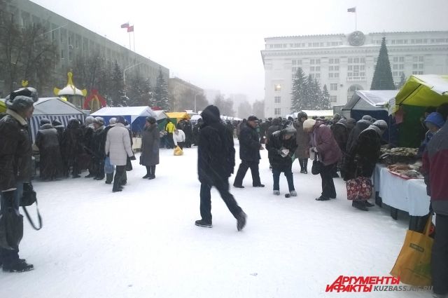 Ярмарка пройдет 27 декабря на площади Советов в Кемерове.