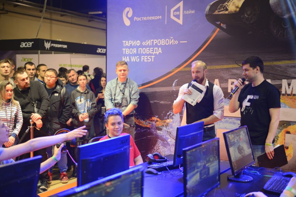 В специальных игровых зонах были представлены все продукты компании Wargaming – от World of Tanks до недавно анонсированного проекта Total War: ARENA.