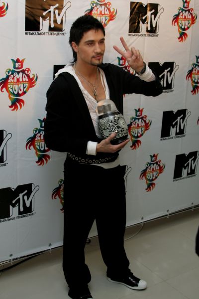 В 2011 году Дима Билан выпустил шестой по счету альбом под названием «Мечтатель».