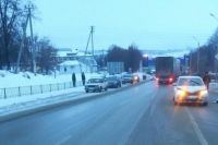 В Оренбурге на Объездной дороге из-за массовых ДТП затруднено движение